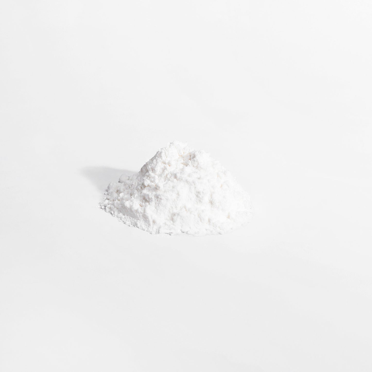 Fuelchemy L-Glutamine powder for muscle recovery in a fine white texture